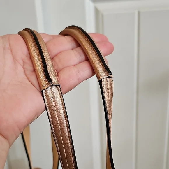 Coach 2011 Audrey "Leigh" Slim Tote Coral Reef EUC - Picture 9 of 14